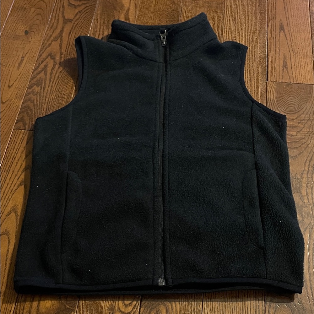 🔥 3/$25 - Black Fleece Vest
